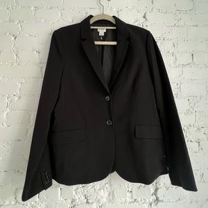 BLACK J CREW BLAZER size 14 fit like a size Large